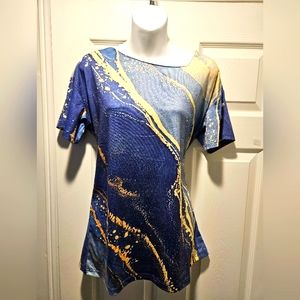 Woman's V-neck marble print t-shirt. XL.